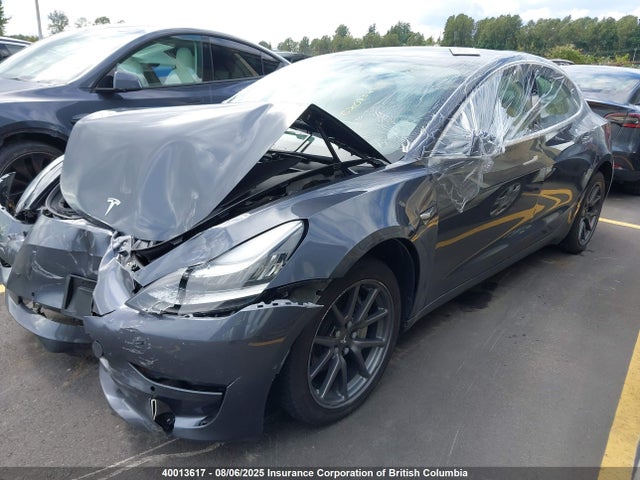5YJ3E1EB4KF393844 Tesla MODEL 3