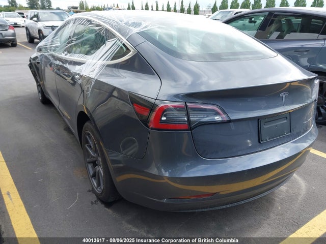 5YJ3E1EB4KF393844 Tesla MODEL 3