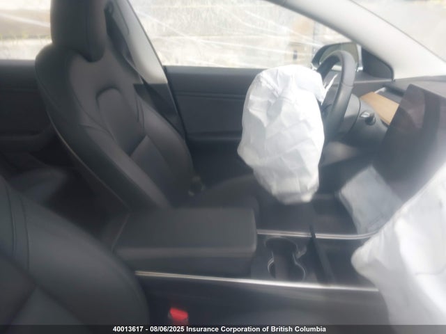 5YJ3E1EB4KF393844 Tesla MODEL 3