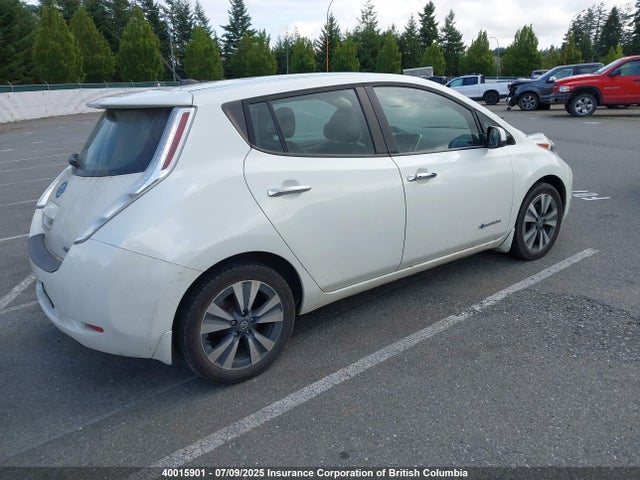 1N4BZ0CP3GC309757 Nissan 2016
