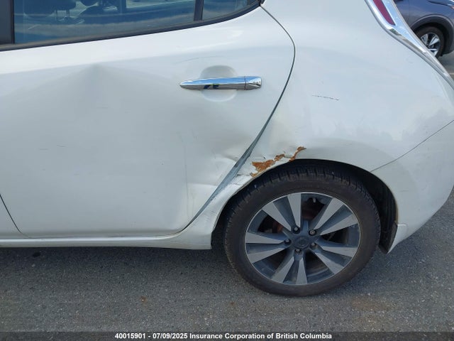 1N4BZ0CP3GC309757 Nissan 2016