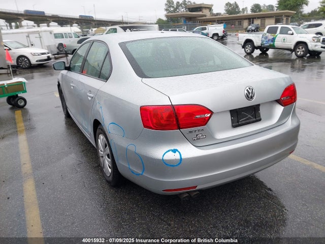 3VW2K7AJ7EM217551 Volkswagen 2014