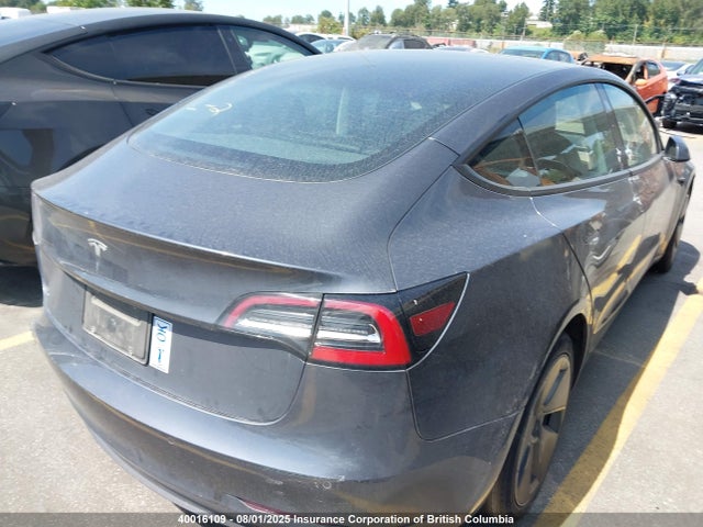 5YJ3E1EA0MF093602 Tesla 2021