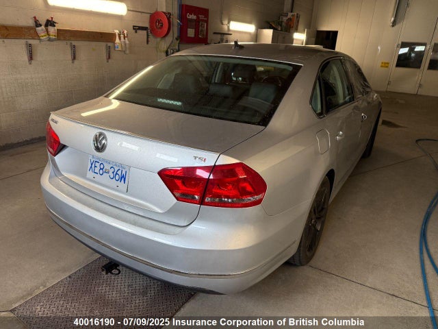 1VWCS7A3XFC076760 Volkswagen 2015