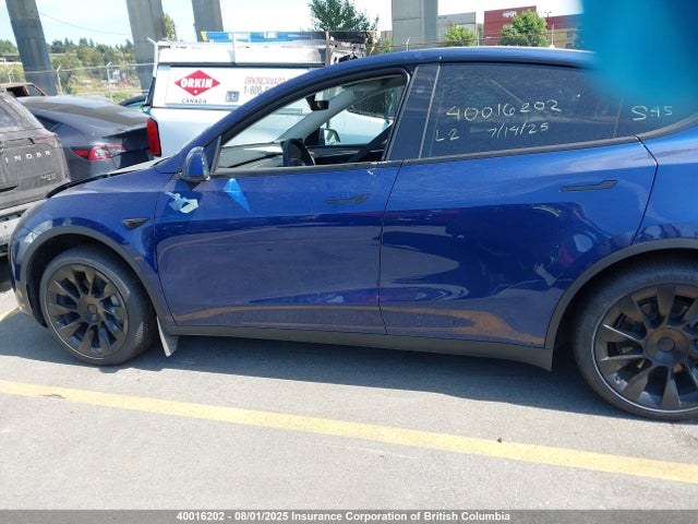 7SAYGDEE5SF262596 Tesla 2025