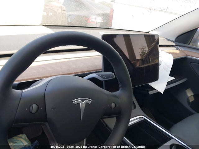 7SAYGDEE5SF262596 Tesla 2025