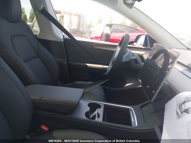 7SAYGDEE5SF262596 Tesla 2025