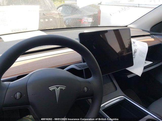 7SAYGDEE5SF262596 Tesla 2025