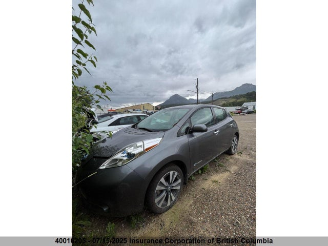 1N4BZ0CP9GC308516 Nissan 2016