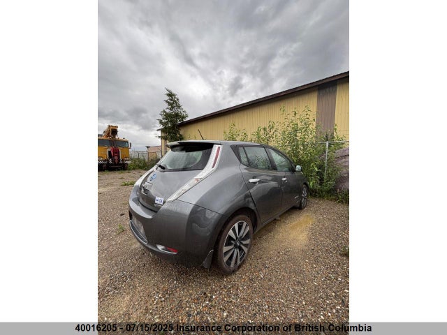 1N4BZ0CP9GC308516 Nissan 2016