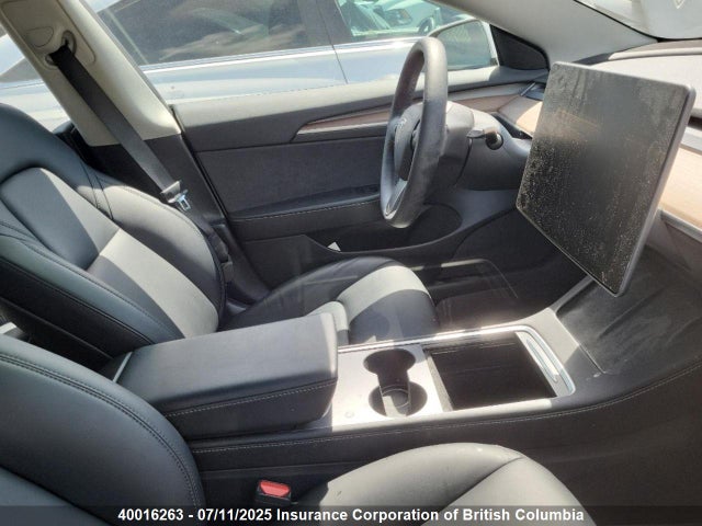 5YJ3E1EA4MF093554 Tesla 2021