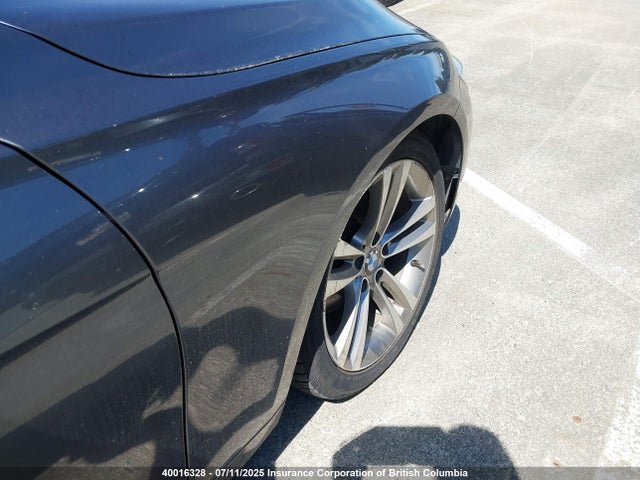 BMW 320i 2016 WBA8A3C56GK690647 Image 6