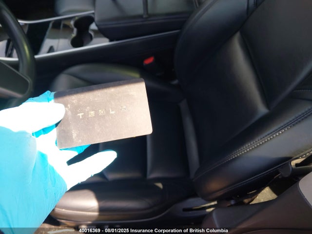 5YJ3E1EA6KF403071 Tesla 2019