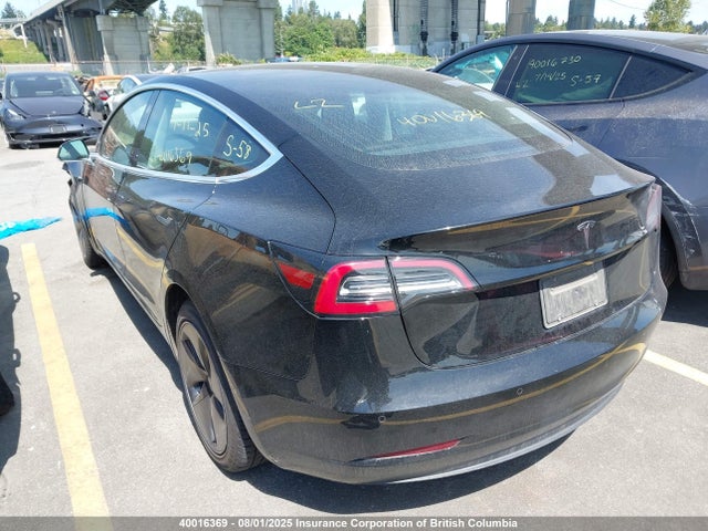 5YJ3E1EA6KF403071 Tesla 2019