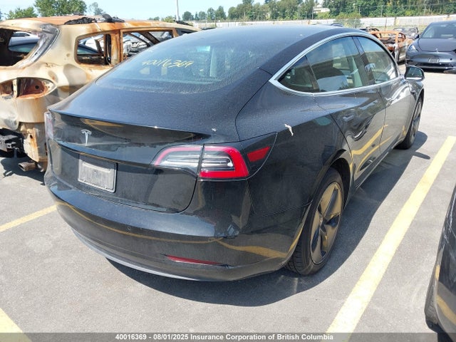 5YJ3E1EA6KF403071 Tesla 2019
