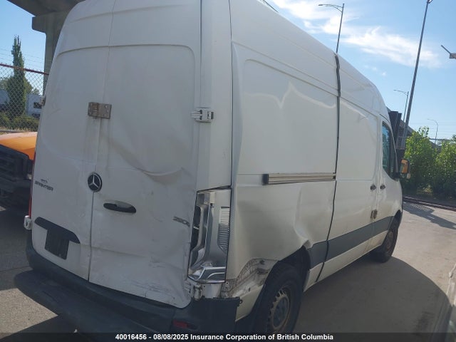 W1Y4EBHY1LP258043 Mercedes-Benz om642