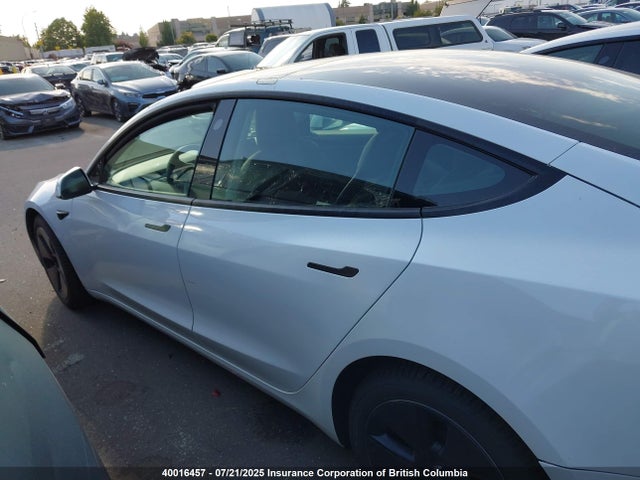 40016457 :رقم المزاد ، 5YJ3E1EA5MF847867 vin ، 2021 Tesla Model 3 مزاد بيع