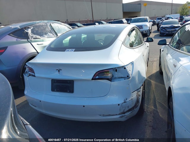 40016457 :رقم المزاد ، 5YJ3E1EA5MF847867 vin ، 2021 Tesla Model 3 مزاد بيع