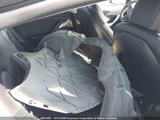 40016457 :رقم المزاد ، 5YJ3E1EA5MF847867 vin ، 2021 Tesla Model 3 مزاد بيع
