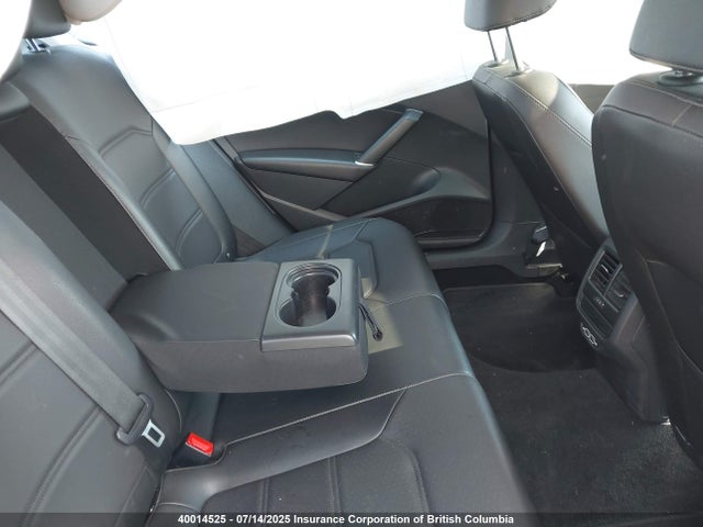 Volkswagen 2021 2021 1VWBA7A36MC011285 Image 8