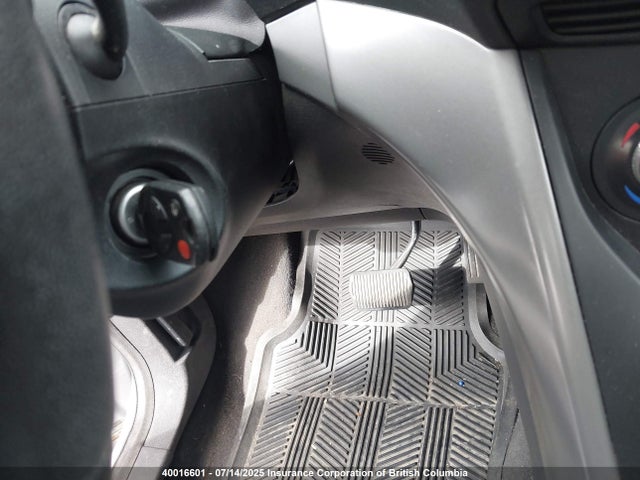 40016601 :رقم المزاد ، 1FMCU0GXXDUD05634 vin ، 2013 Ford Escape Se مزاد بيع