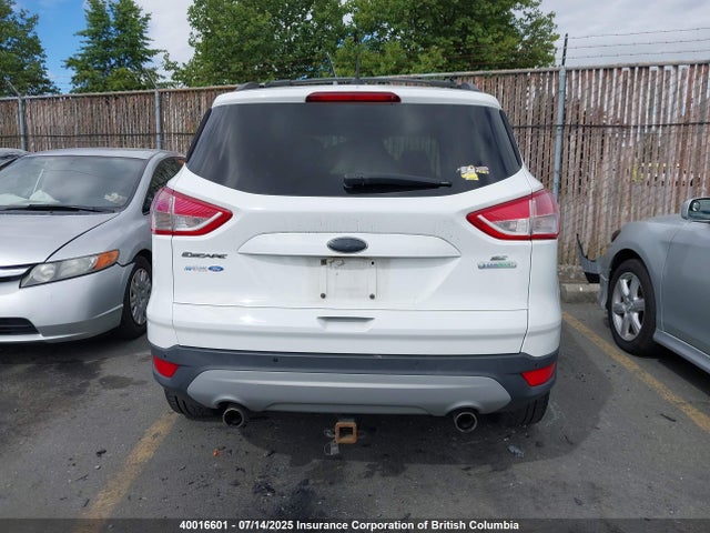 40016601 :رقم المزاد ، 1FMCU0GXXDUD05634 vin ، 2013 Ford Escape Se مزاد بيع