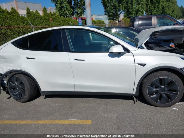 7SAYGAEE9SF236582 Tesla 2025