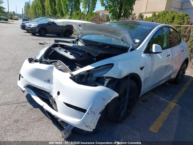 7SAYGAEE9SF236582 Tesla 2025