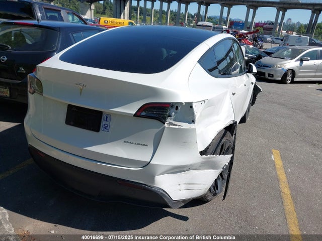 7SAYGAEE9SF236582 Tesla 2025