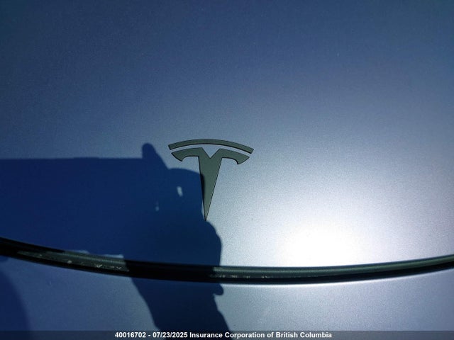 Tesla Model Y 2024 7SAYGDEE7RF011671 Image 10
