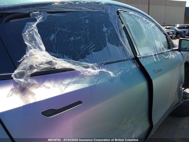Tesla Model Y 2024 7SAYGDEE7RF011671 Image 8