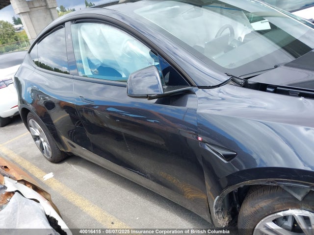 7SAYGDED6RF013113 Tesla Model Y