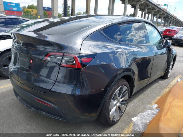 7SAYGDED6RF013113 Tesla Model Y