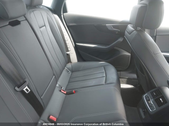 WAUAAAF43RN007426 Audi 40 tfsi