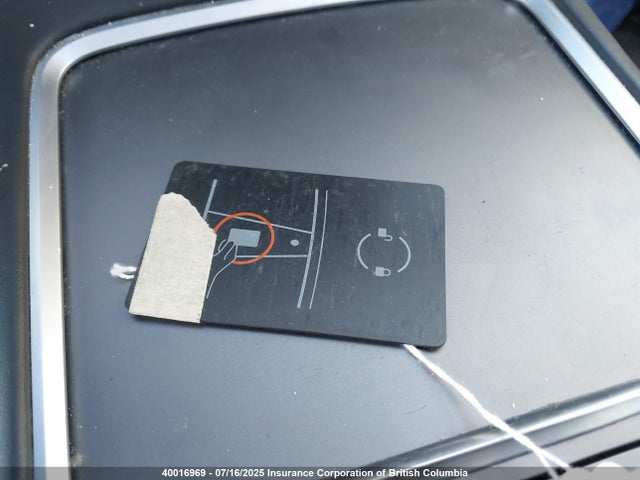 5YJ3E1EA5MF083275 Tesla MODEL 3