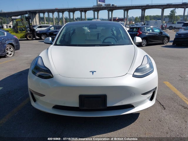 5YJ3E1EA5MF083275 Tesla MODEL 3