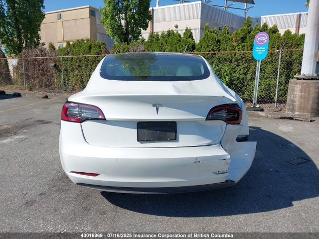 5YJ3E1EA5MF083275 Tesla MODEL 3