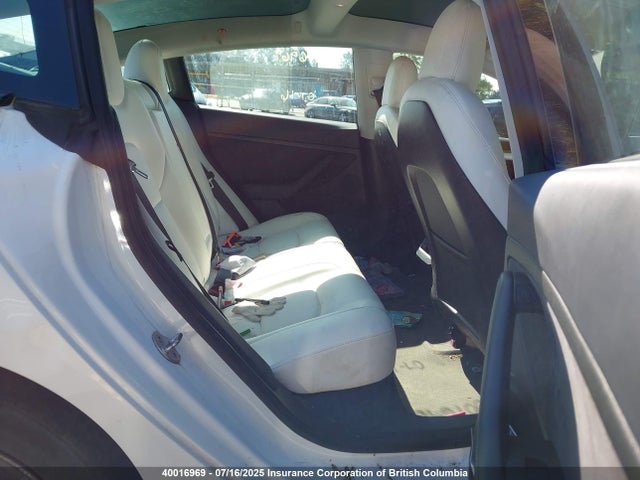 5YJ3E1EA5MF083275 Tesla MODEL 3