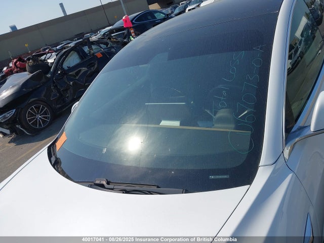5YJ3E1EA6KF422882 Tesla MODEL 3