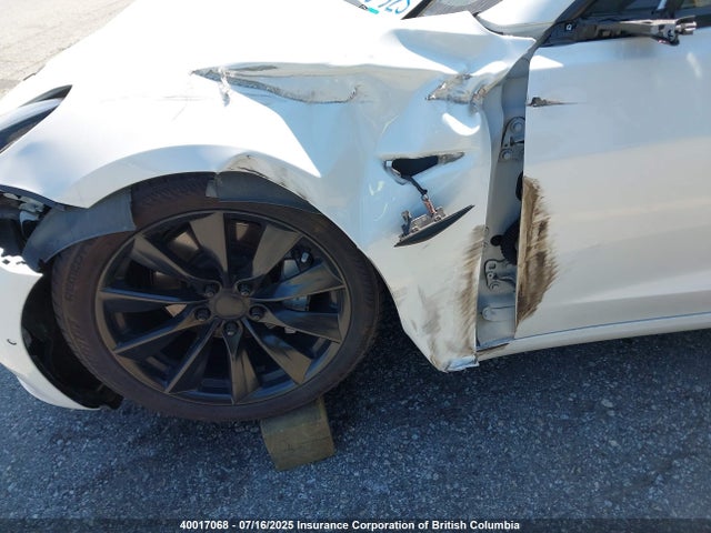 5YJ3E1EA3LF794584 Tesla MODEL 3
