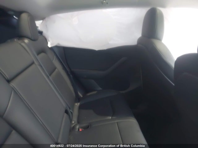 7SAYGDEE2NF423894 Tesla Model Y