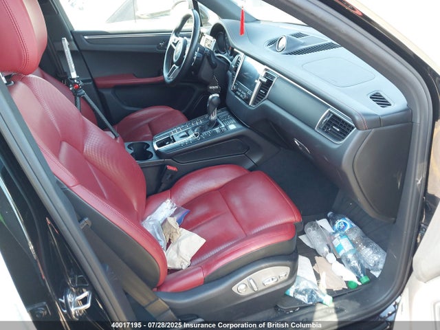 Porsche 2017 2017 WP1AA2A5XHLB82001 Image 5