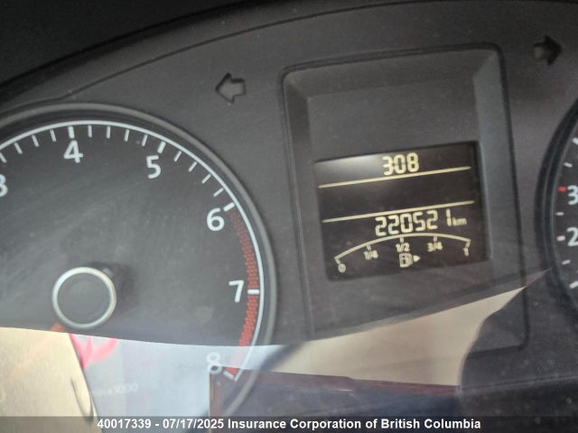 3VW2K7AJ9EM264256 Volkswagen 2014