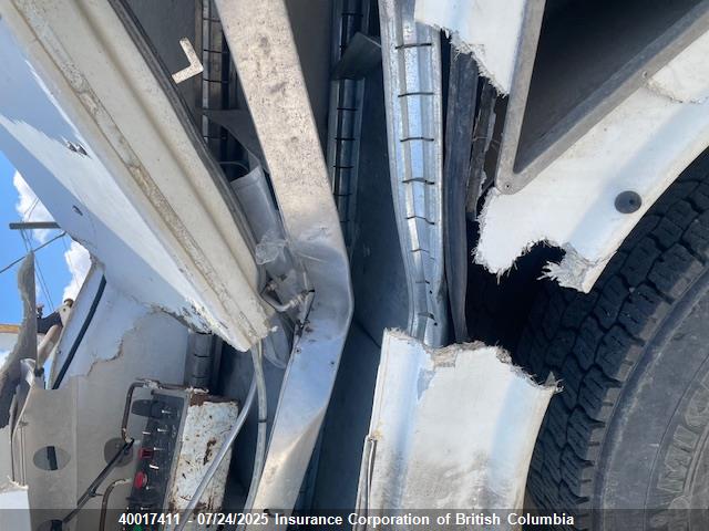 Freightliner cummins b6.7 2018 3ALACXFC3JDJF3079 Image 16