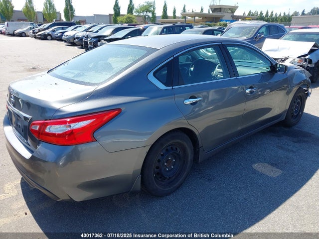 1N4AL3AP6GN304395 Nissan 2016