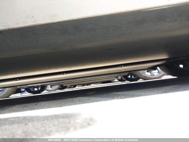 5YJ3E1EB0JF178976 Tesla 2018