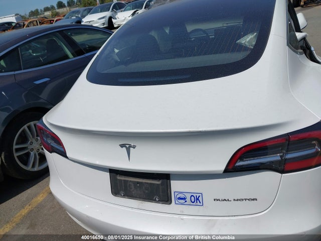 5YJ3E1EB0JF178976 Tesla 2018