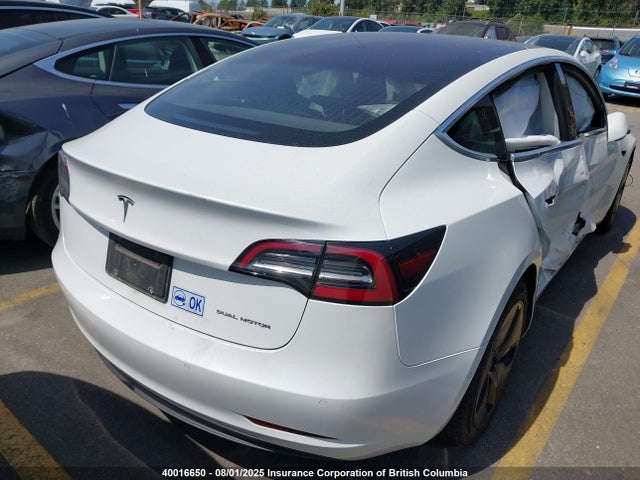 5YJ3E1EB0JF178976 Tesla 2018