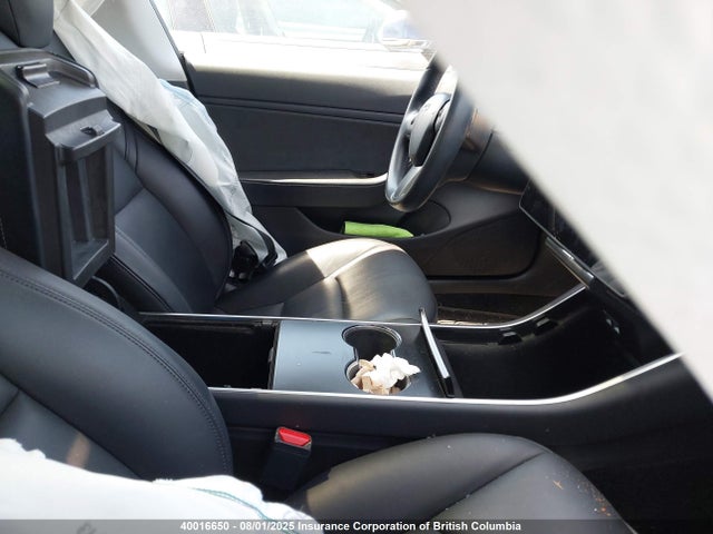 5YJ3E1EB0JF178976 Tesla 2018