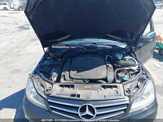 WDDGF8AB4EG163461 Mercedes-Benz C-Class